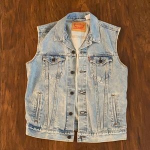Men’s Levi jean vest